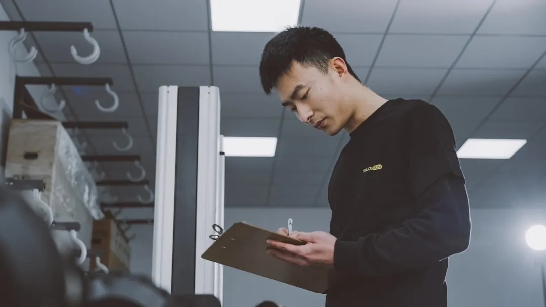 工业厂房照明改造常见误区及光电产品选型要点