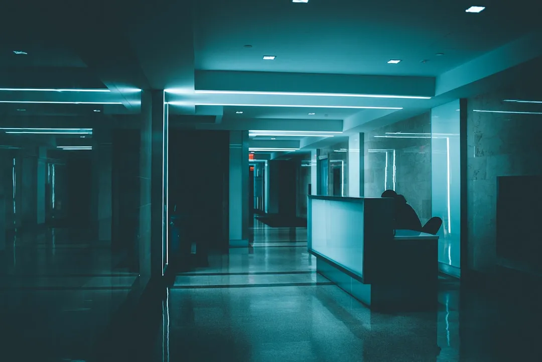 LED灯具常见散热问题及延长使用寿命的技术要点