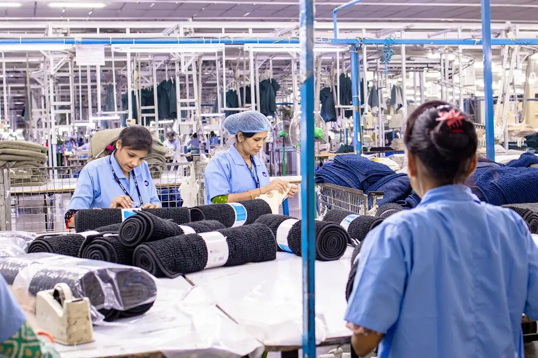 南宁速柏霖光电解析LED照明节能方案在工厂车间的降本应用